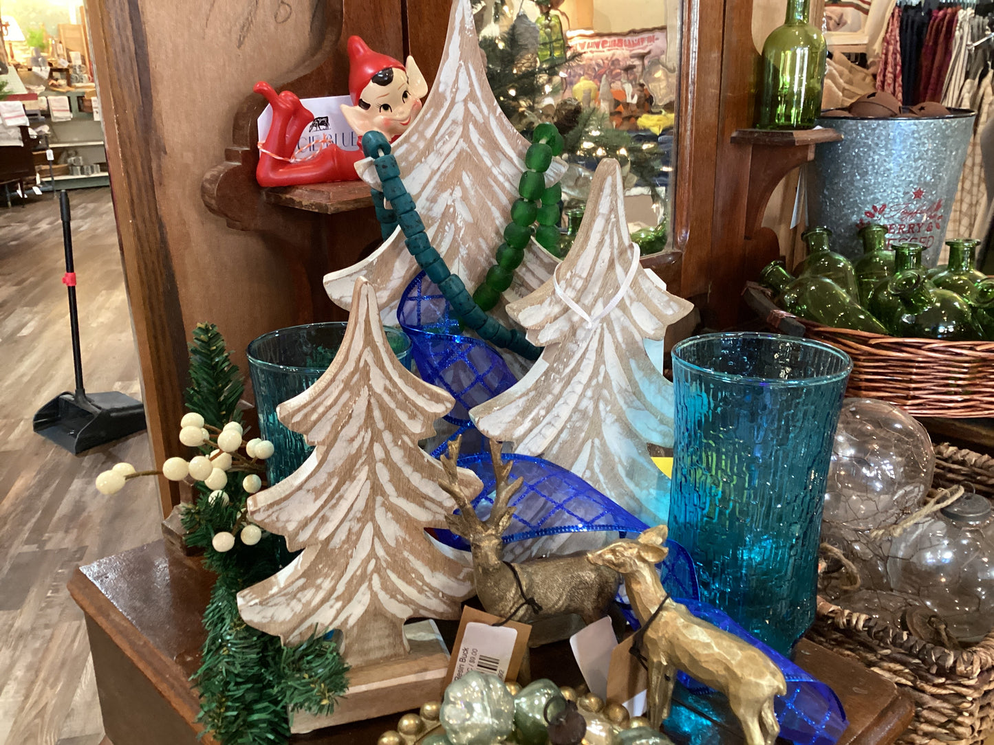 Carved Spruce Tree Set 3