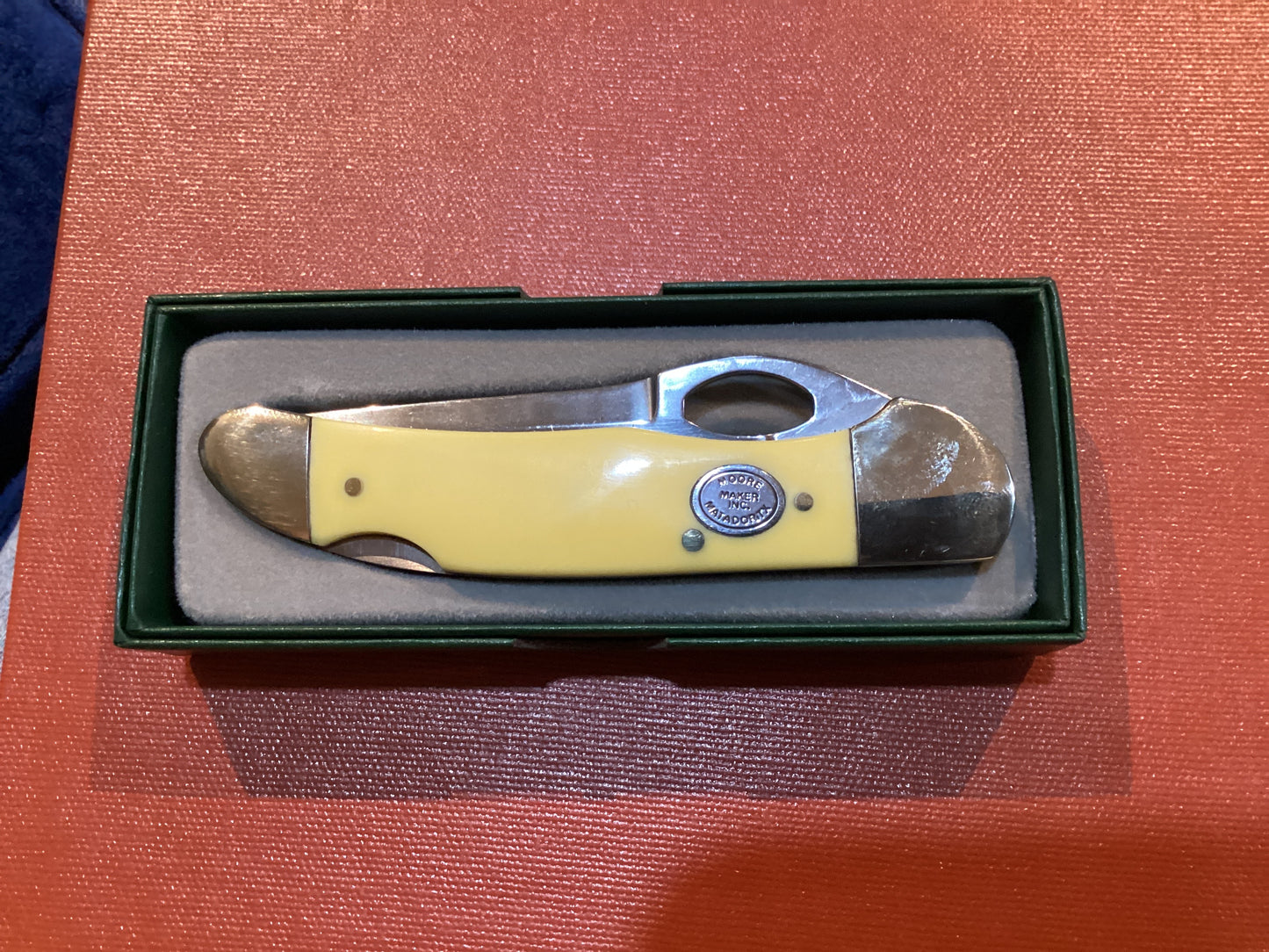 Yellow Belt Clip Knife 3119LBC