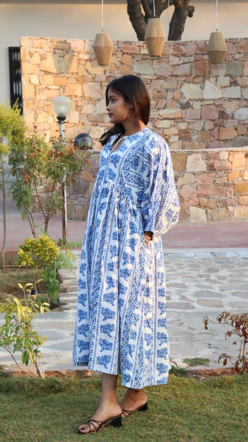 Long Block Printed Midi Dress Deep Neck with String Closer: Mini 87 cm / L