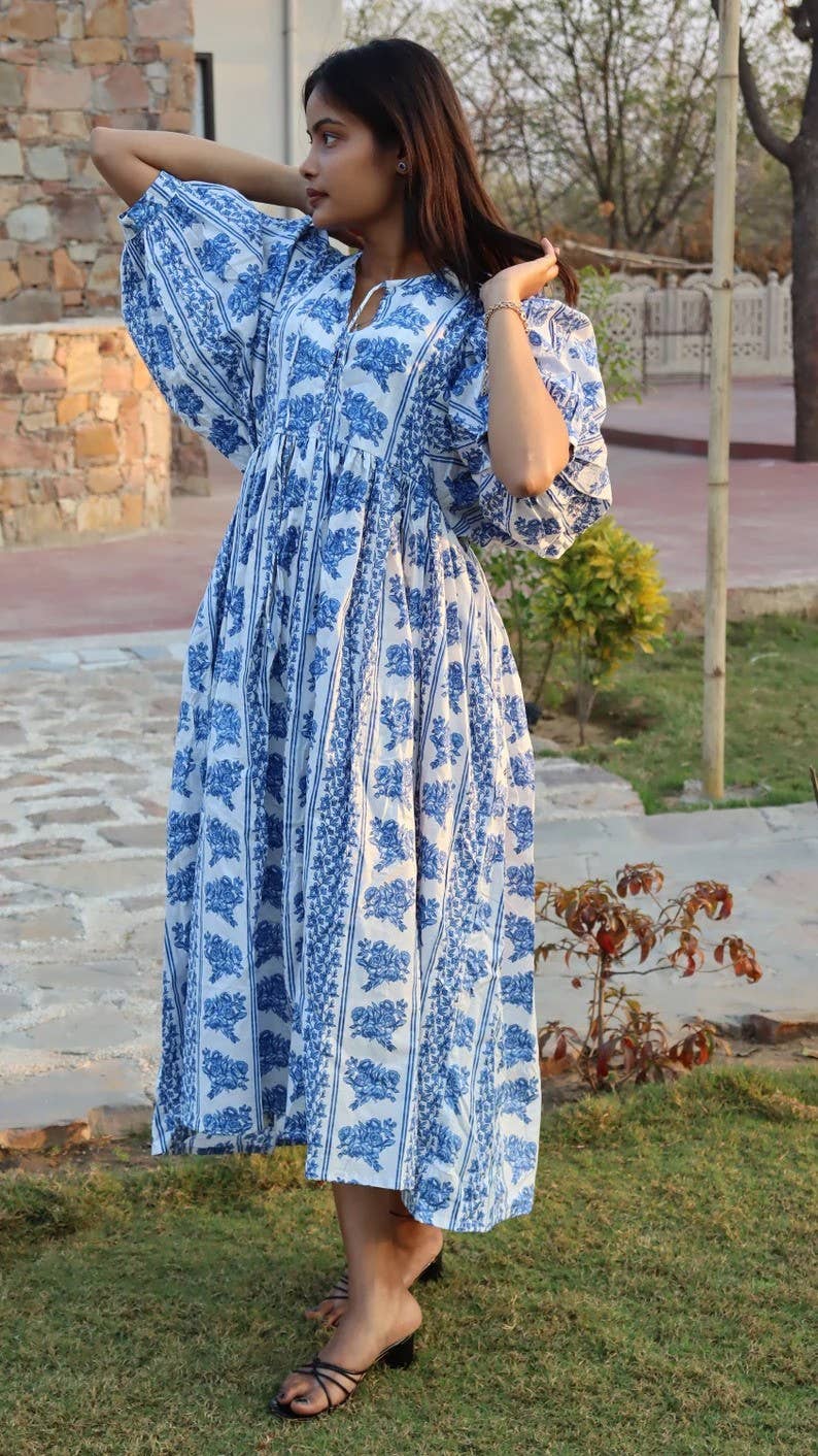 Long Block Printed Midi Dress Deep Neck with String Closer: Mini 87 cm / L