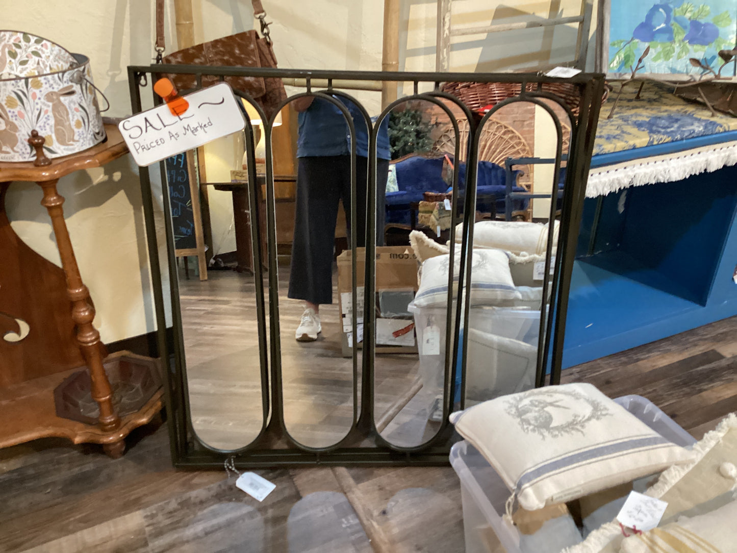 Oval Mirrors Square Frame