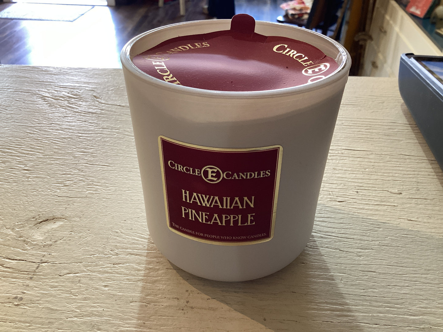 Hawaiian Pineapple 14 oz Candle