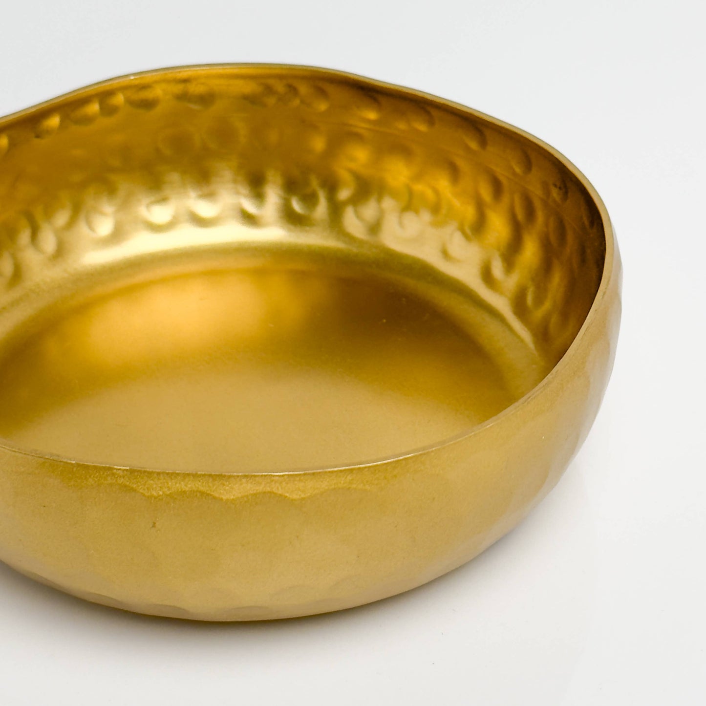 Hammered Aluminum Bowl with Modern Shape