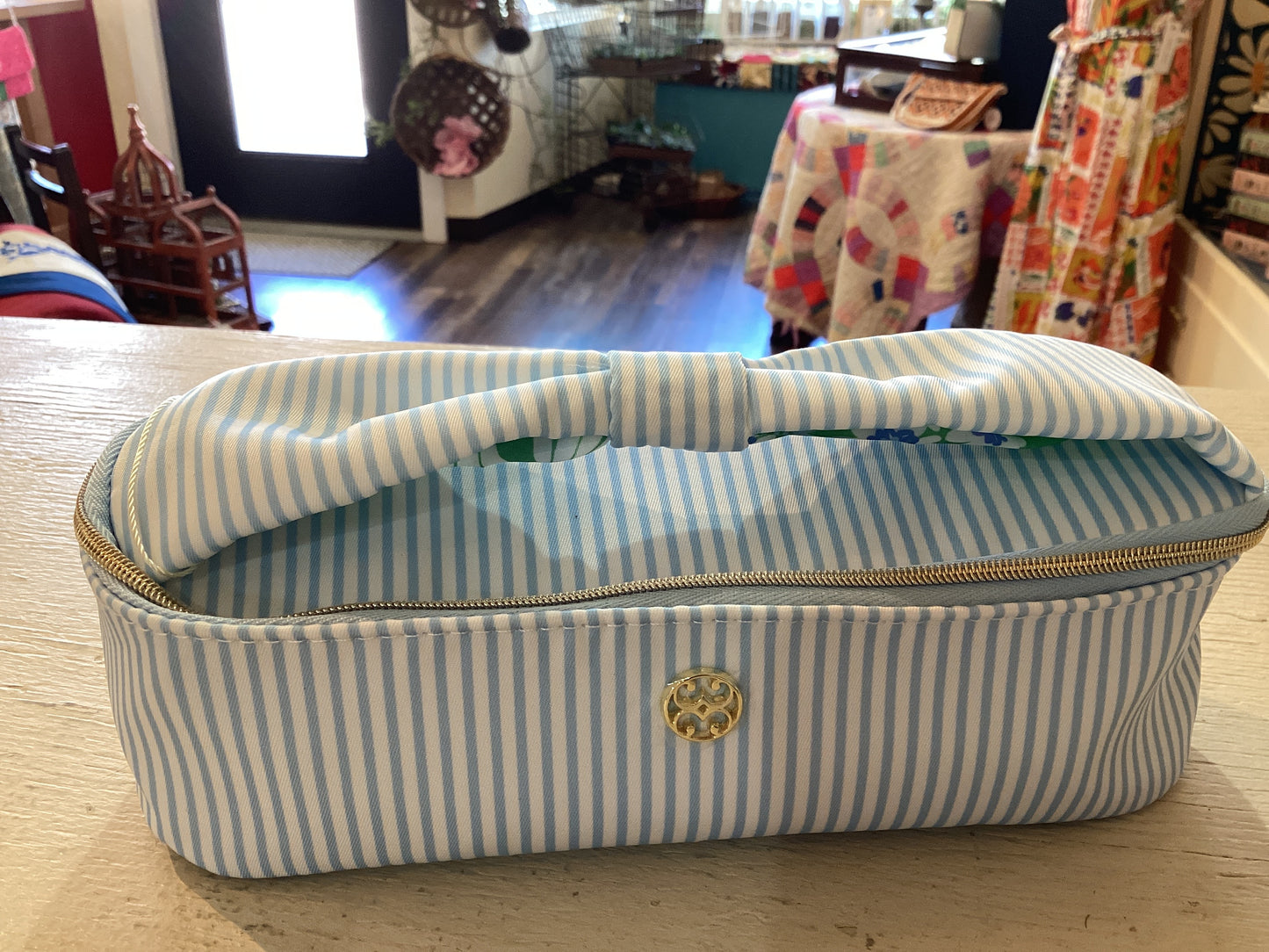 Blue Stripe Kiss & Makeup Mini