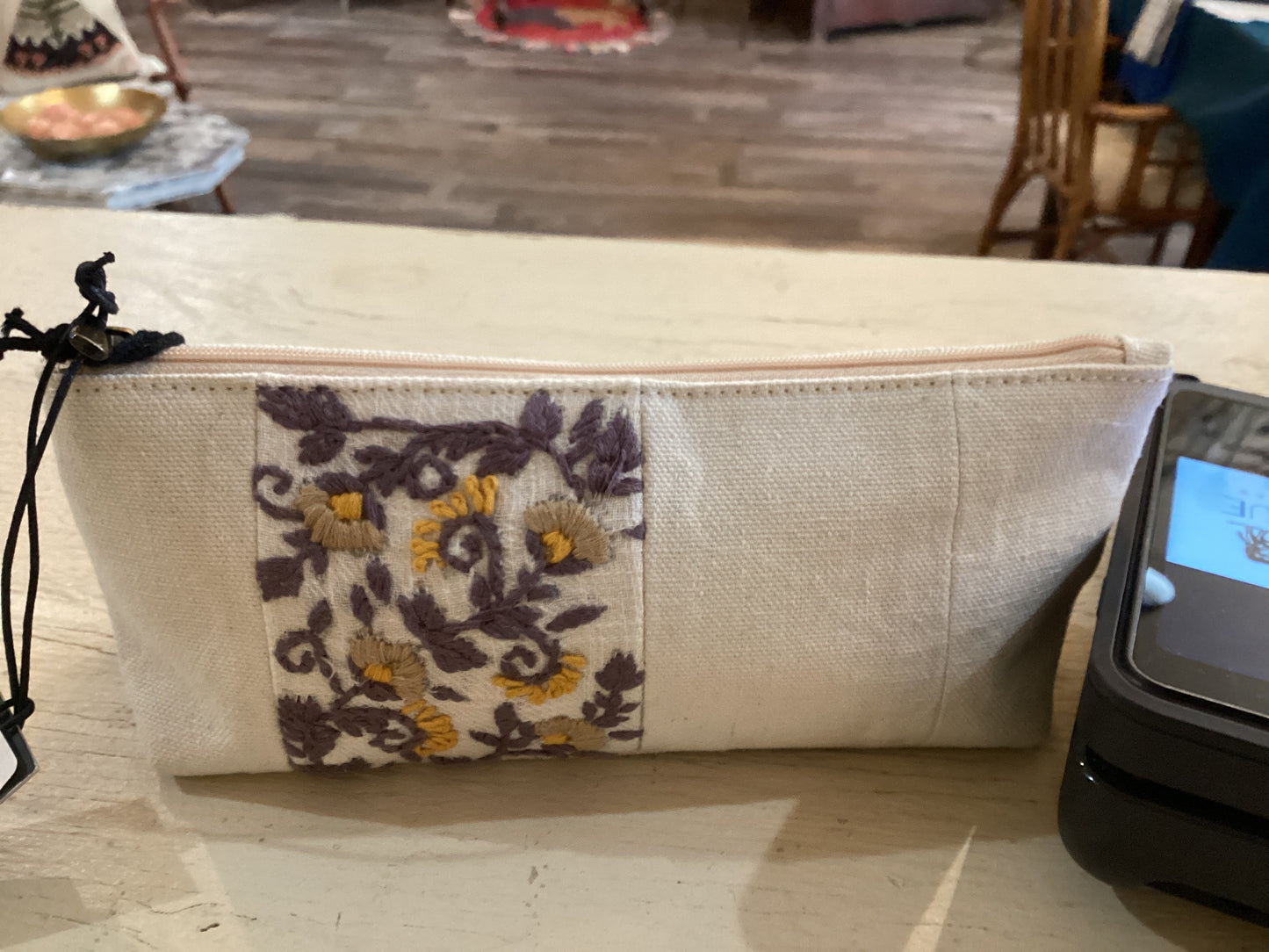 Tanika Pouch Violet