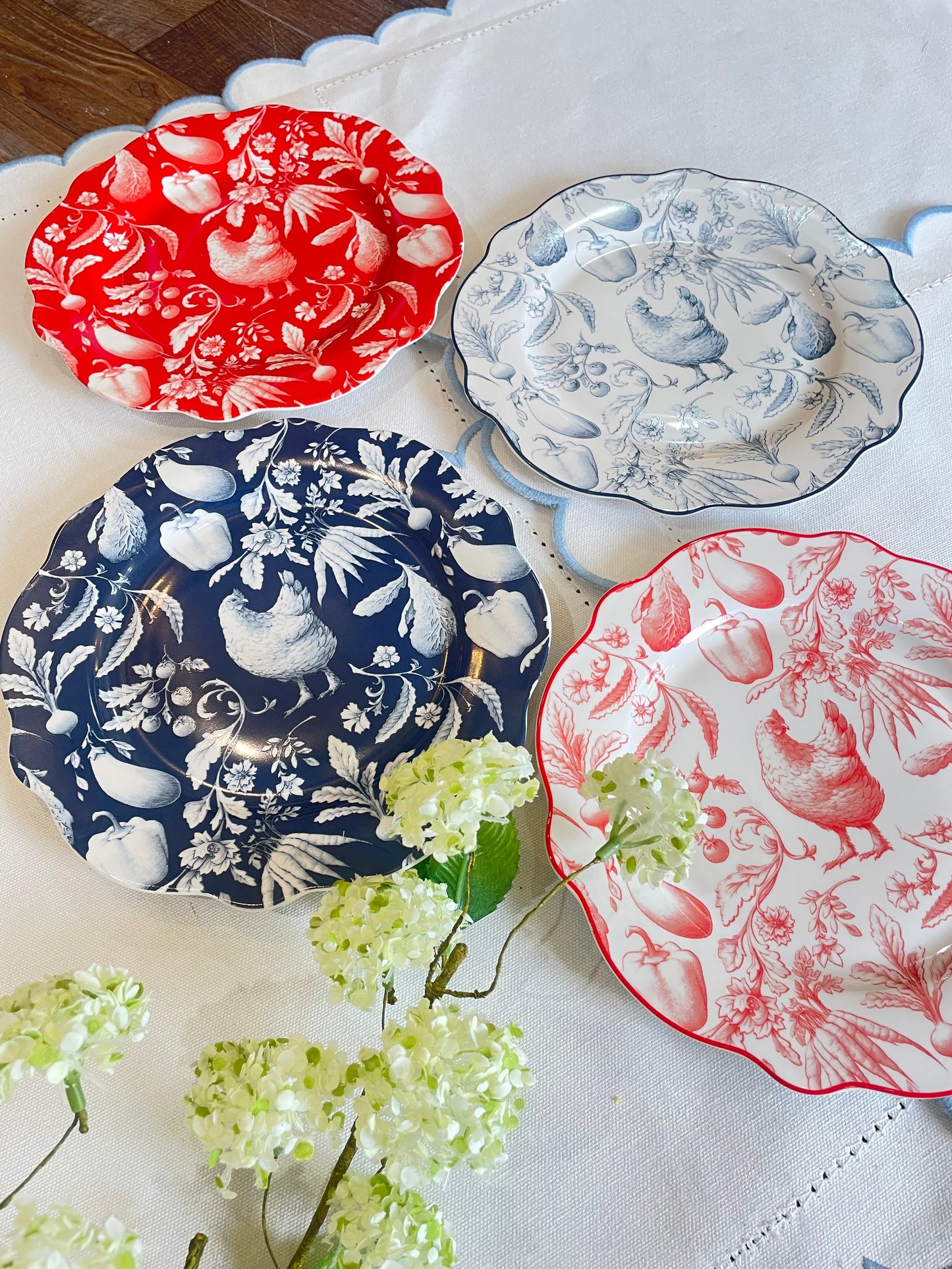BLUE & RED GERTRUDE DESSERT PLATES SET OF 4 WITH GIFTBOX