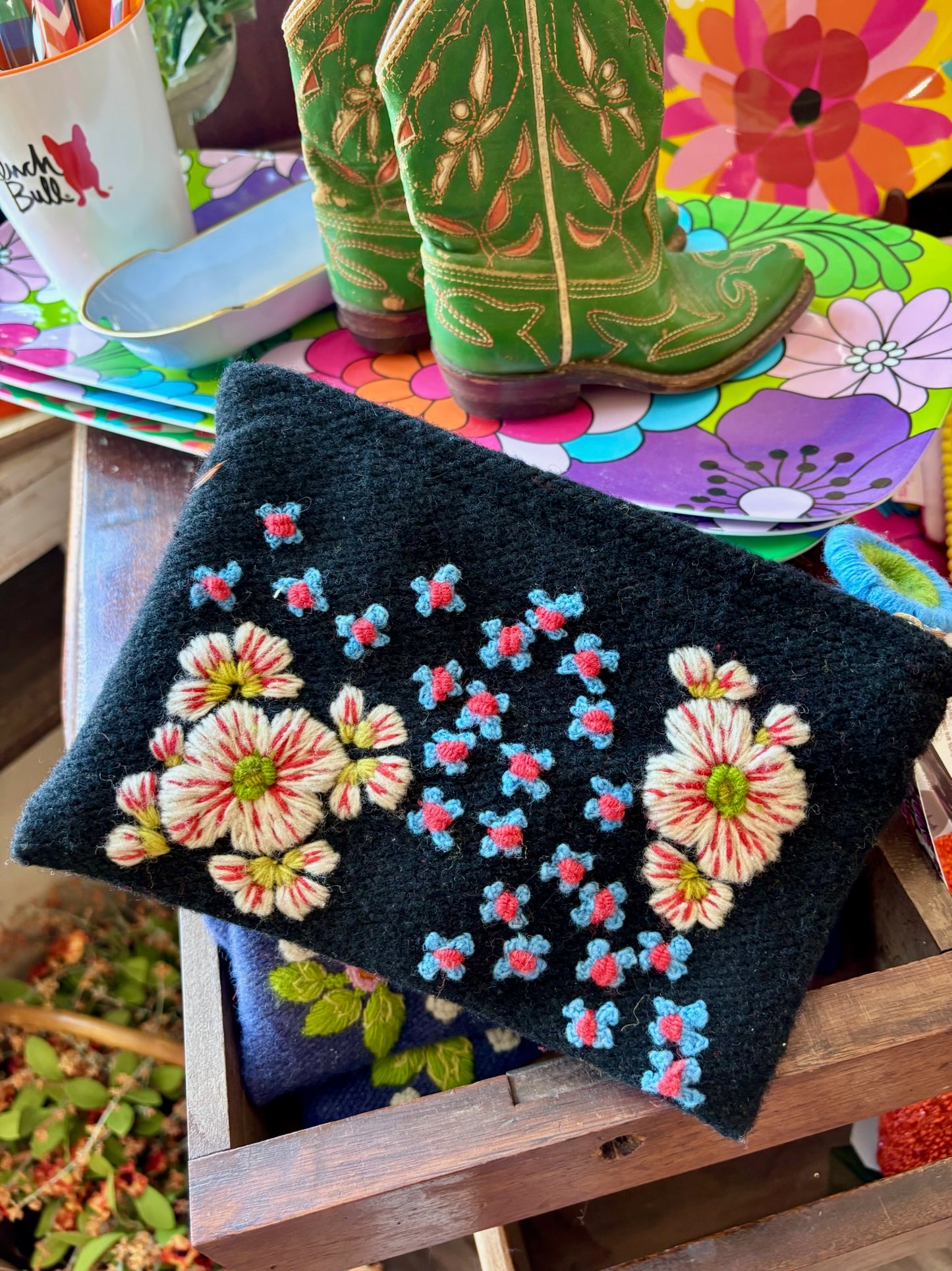 Forest Wander Embroidered Wool Pouch - Black
