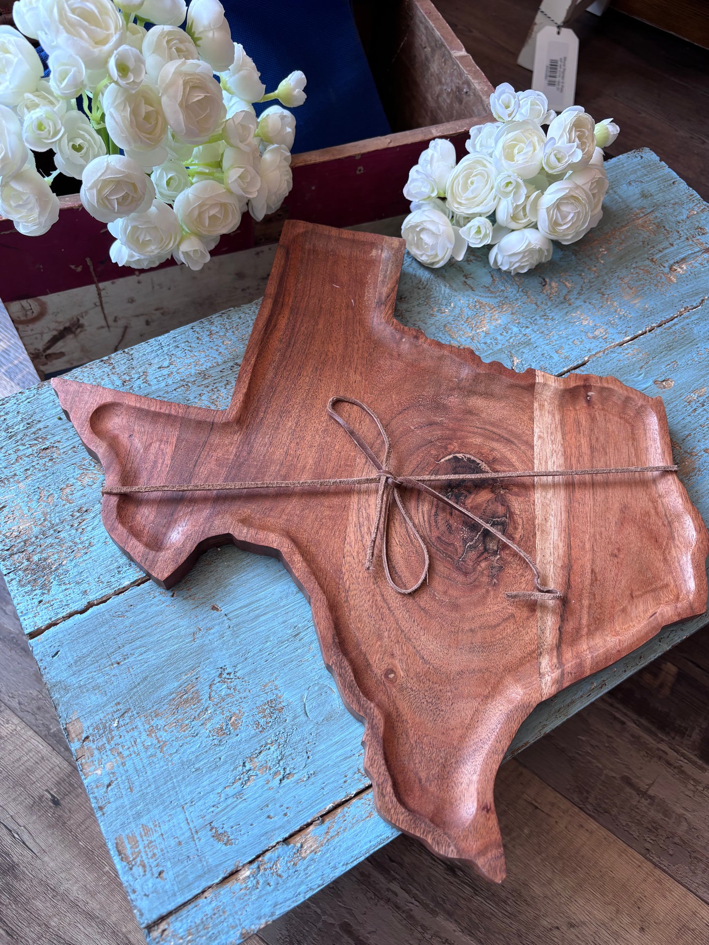 TEXAS Pride Acacia Wood Cutting Board