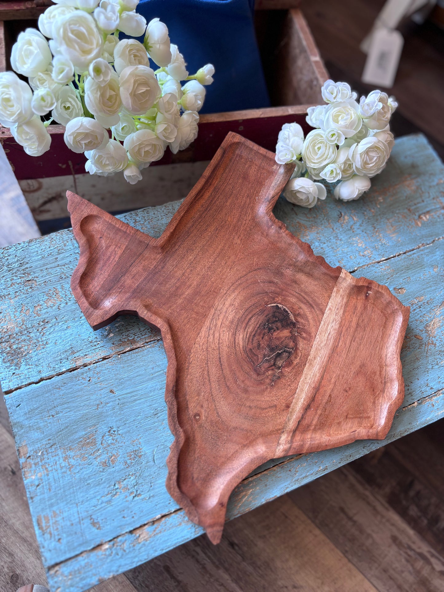 TEXAS Pride Acacia Wood Cutting Board