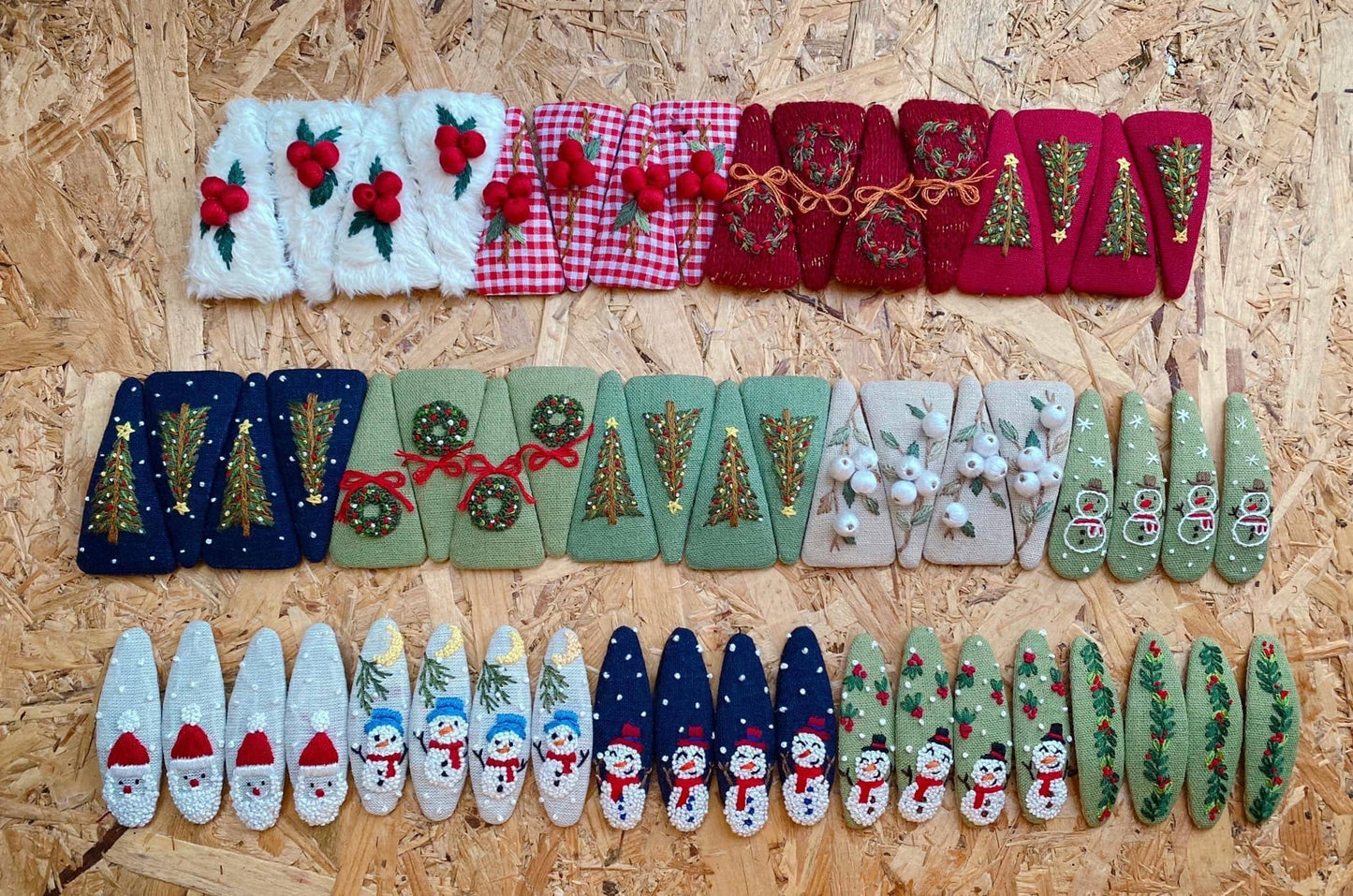 Xmas Theme Embroidered Hair Barrette, Christmas Collection: 6.