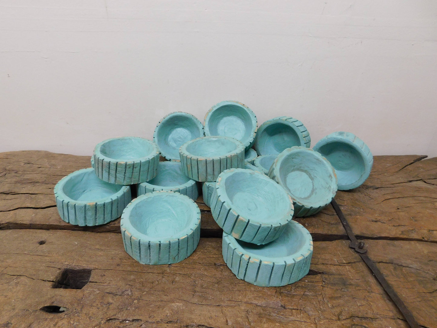 Ridgy Round Bowl-ER-Candle Ready-5.5-6in- Mint