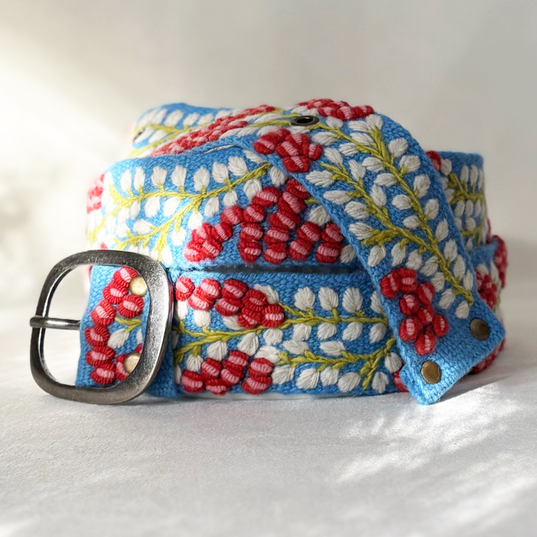 Berries on Vine Embroidered Wool Belt: M